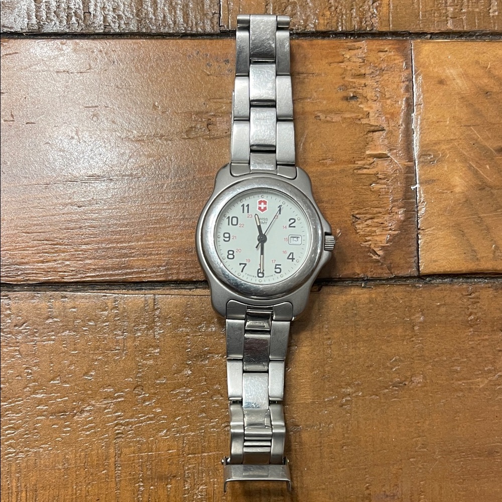 Elegant Silver Analog Watch